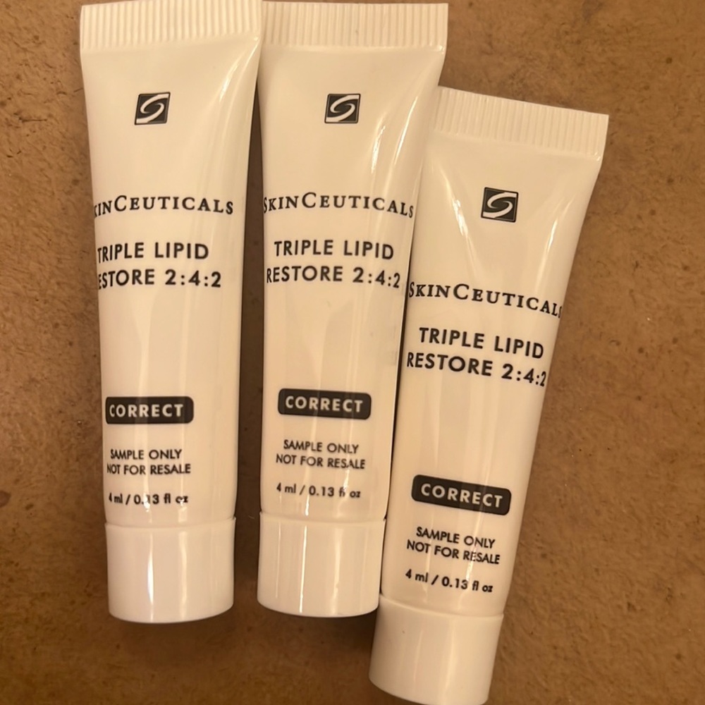 Brand new Skinceuticals Triple Lipid Restore 2:4:2 4ml*3